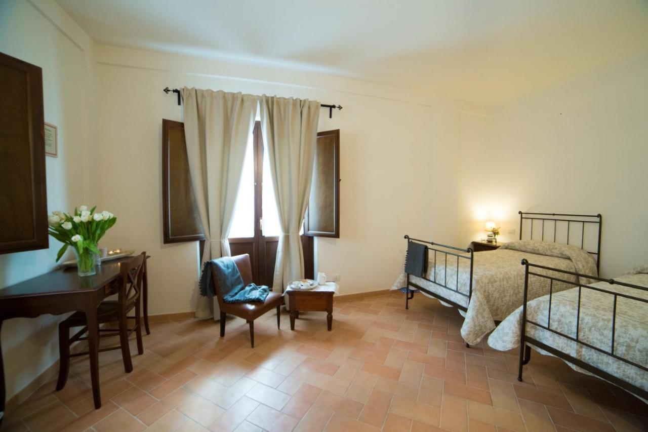 Convento San Bernardino Hotel Montefranco Luaran gambar