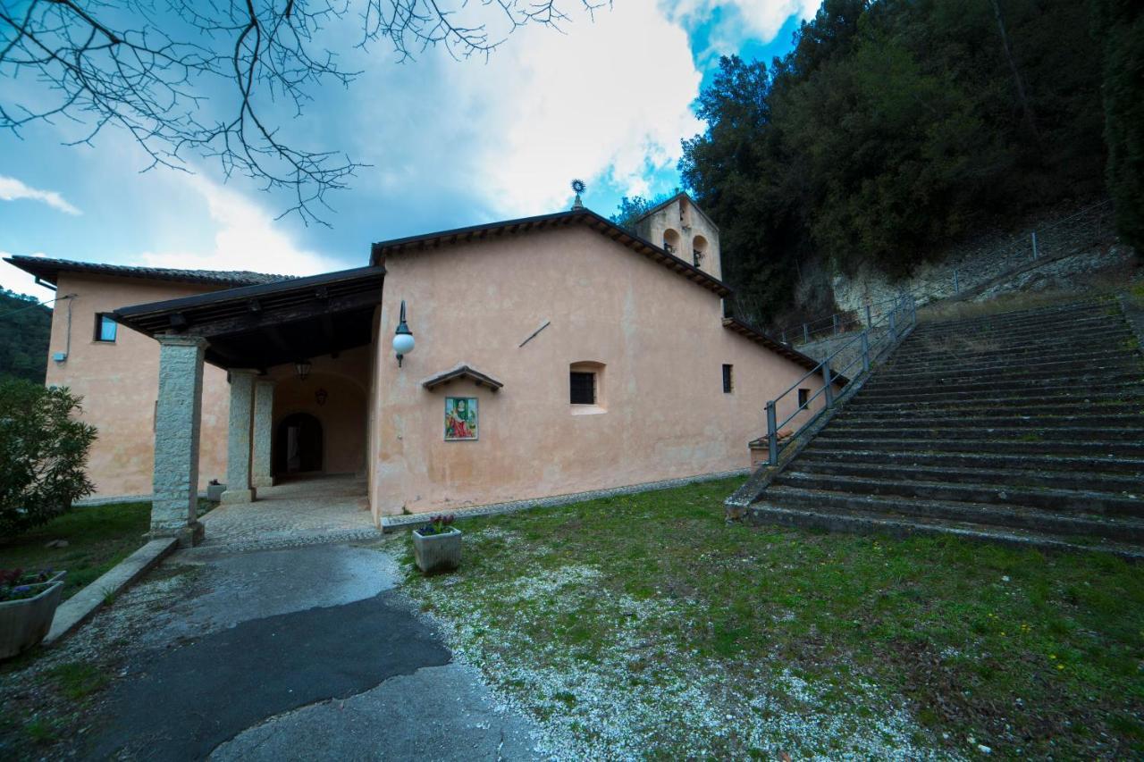 Convento San Bernardino Hotel Montefranco Luaran gambar